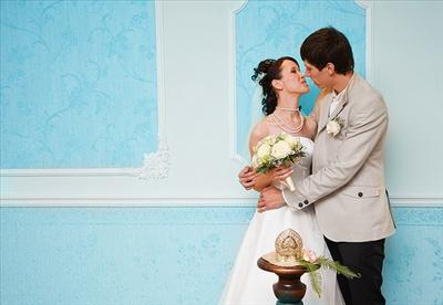 marriage kiss