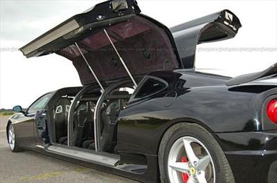 FERRARI LIMO