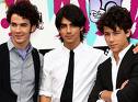 JONAS BROTHERS