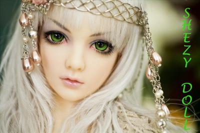 G0rge0us Doll