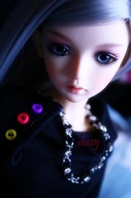 moody Doll