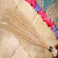 SALU LIMA (SAMOAN HOUSE/DICIPLINE BROOM)
