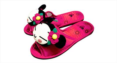 Pucca face slipper_pink.gif