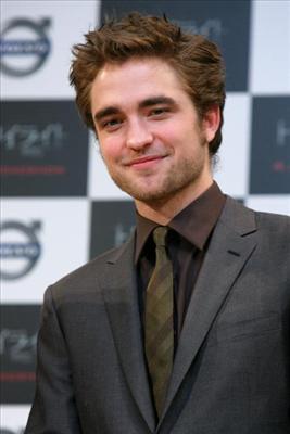 Robert Pattinson