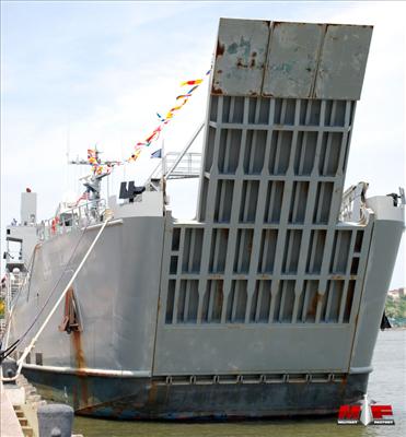 Cargo Ship