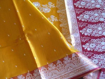 සාරියක්