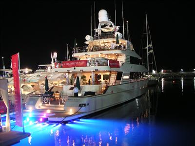 Yacht
