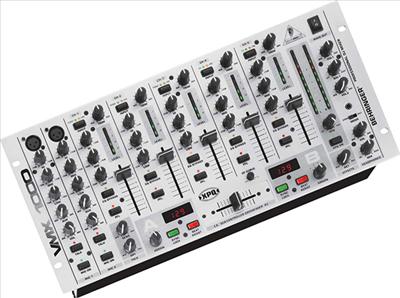 Behringer PRO MIXER VMX1000