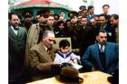 ATATÜRK VE ÇOCUK 19  BİZ DÜNYAYIZ BİZ DÜNYA ÇOCUKLARIYIZ WE ARE THE  WORLD WE ARE THE WORLD WE ARE THE CHILDREN TESEKKURLER BÜYÜK ATATÜRK THANKS GREAT ATATURK