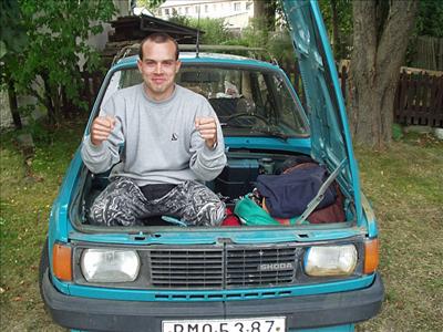 si taky šofer  jak za korunu nožík:D