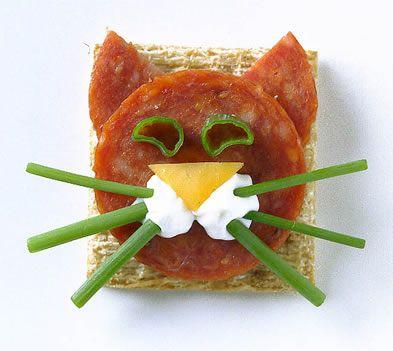 toast cat