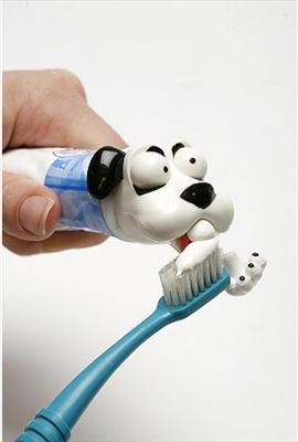 Dispensador de Crema Dental