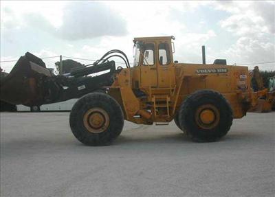 LOADING SHOVEL
