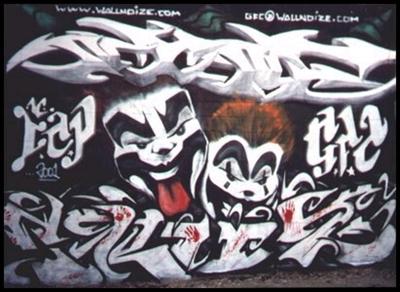 Clowns and Juggalos