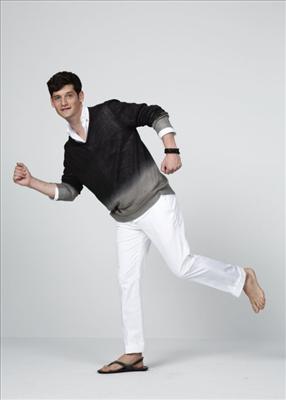 shirt/white pants