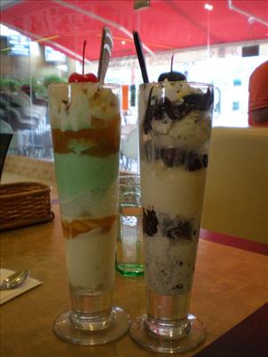 Hmm deliciose ice cream