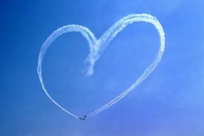 Contrail heart
