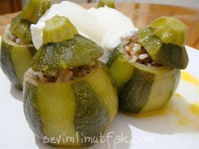 Etli kabak dolması