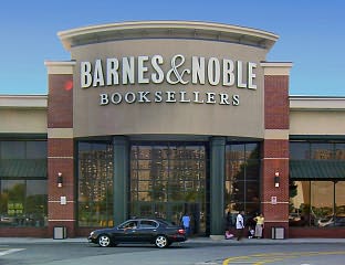Barnes and Noble at Bay Plaza