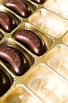 YES DIABETICS CAN EAT CHOCOLATE!
