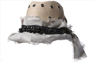 prada hat