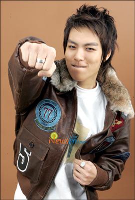 T.O.P.'s pic