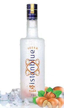 İSTANBLUE VODKA FINDIK AROMALI