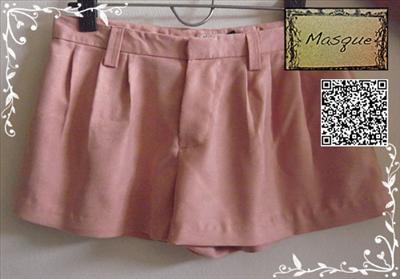 Pink short pants