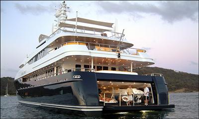 yacht
