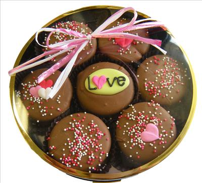 Chocolate Heart Oreos