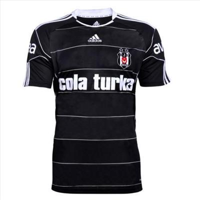 Siyah Forma