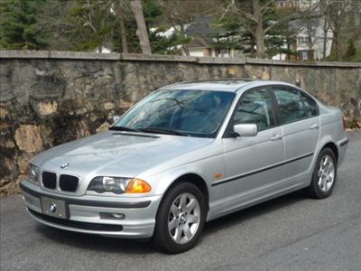 NEW BMW CAR