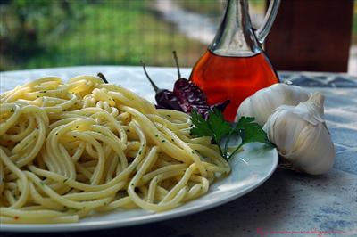 Spaghetti di Gragnano alla Colatura di Alici di Cetara