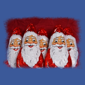pleins de père Noël en chocolat