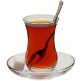 İnce belli bardakta ÇAY
