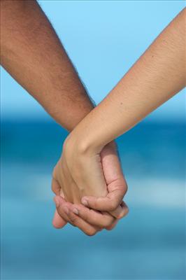 Hold Hands!
