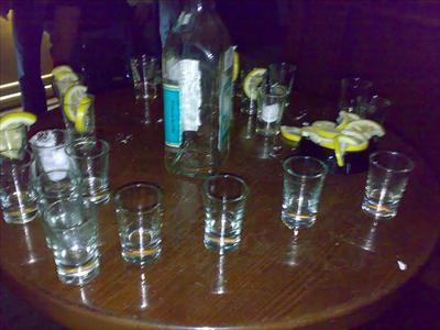 TEQUILA SALE E LIMONE from Palma.Ottima tequila sale e limone offerta da Ca, Vale, Sissi e Dani. Tutte in una volta..daije! 