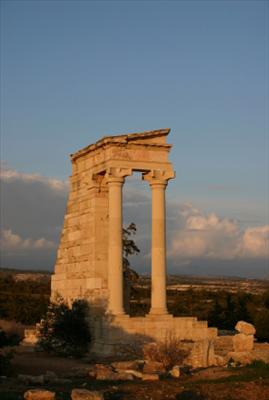 PAFOS NAOS TOU APPOLONA