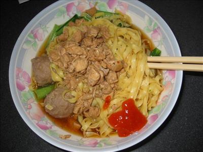 Mie Kwetiau Ayam by BH