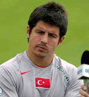 Emre Belözoğlu