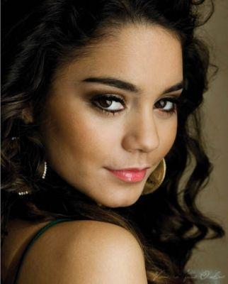 Vanessa anne hudgens