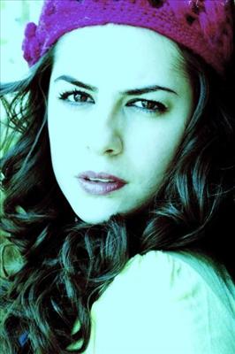 Ayça erturan