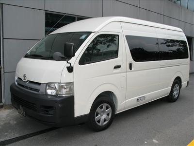 TOYOTA HİACE