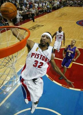 BASKETBOL