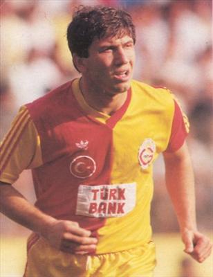 Tanju Çolak