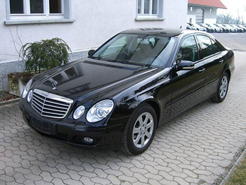MERCEDES e200