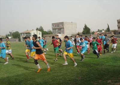 Kulüp altyapısına yeterli önem verilmemesi veya altyapıdan yetişen futbolcuların hakettiği önemi görmemesi.