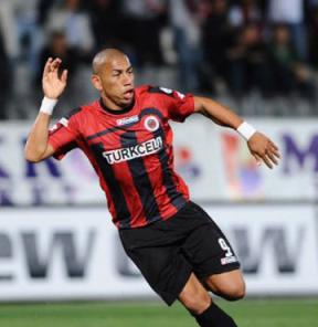 Carlos EDUARDO De Souza Floresta(Gençlerbirliği)