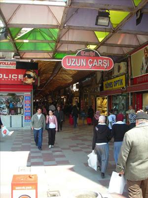 Uzun çarsida uzun uzun dolaşmak  :)