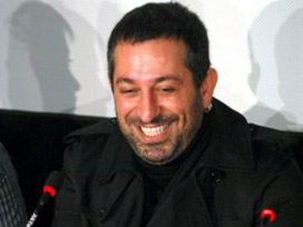 Cem Yılmaz